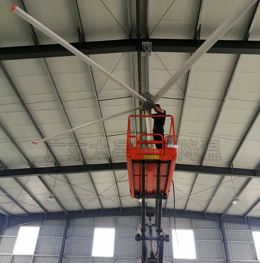 工業大風扇 (2).jpg