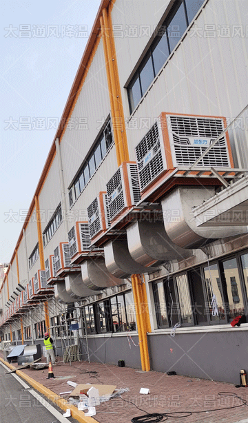 潤東方水冷式空調機組與可再生能源配合，可降溫150平方！