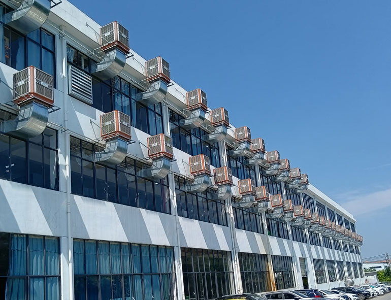 車間悶熱？試試這個車間降溫設備快速降溫